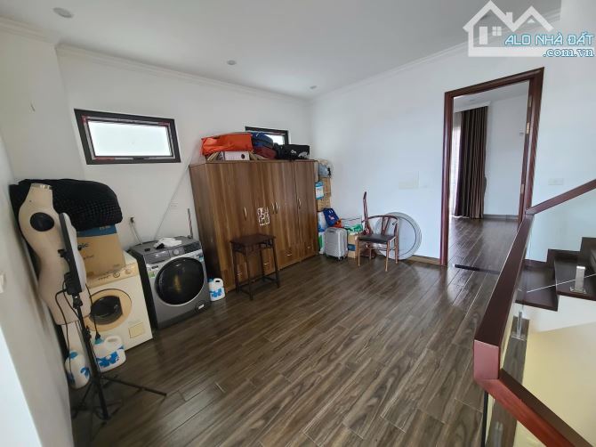 Cần bán gấp nhà 63m2 giá 8.5 tỷ khu phân lô Lương Ngọc Quyến Văn Quá - 3