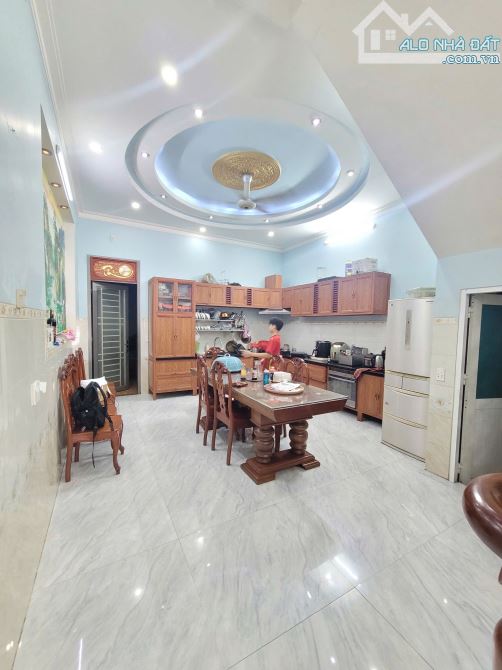 7,5Tỷ TL🔥Bán nhà 1 trệt 2 lầu MT đường Nguyễn Du (5x25), p.Bình Hòa, Tp.Thuận An - 3