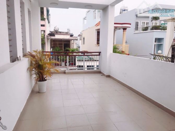 Nhà Huỳnh văn bánh giá rẻ 3tỷ2/64m2 - 4