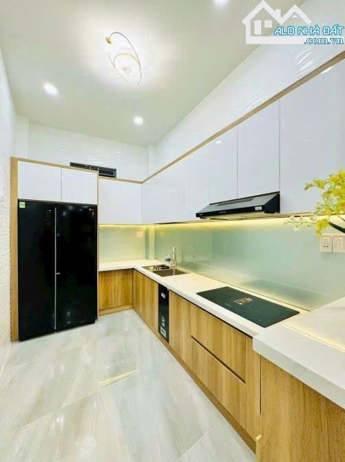 Cần bán gấp nhà ờ Đ.Nguyễn Súy,Tân Phú. Gần chợ Tân Hương.58m2 - Giá 2tỷ390 - 4