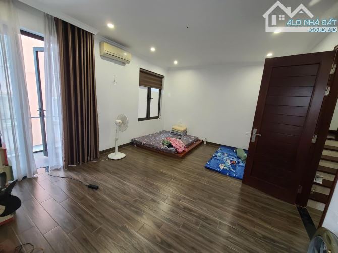 Cần bán gấp nhà 63m2 giá 8.5 tỷ khu phân lô Lương Ngọc Quyến Văn Quá - 6