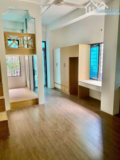 Cho Thuê CCMN 381 Nguyễn Khang Yên Hoà Cầu Giấy 30m2 Studio Gác Xép Ban Công Giặt Riêng - 8