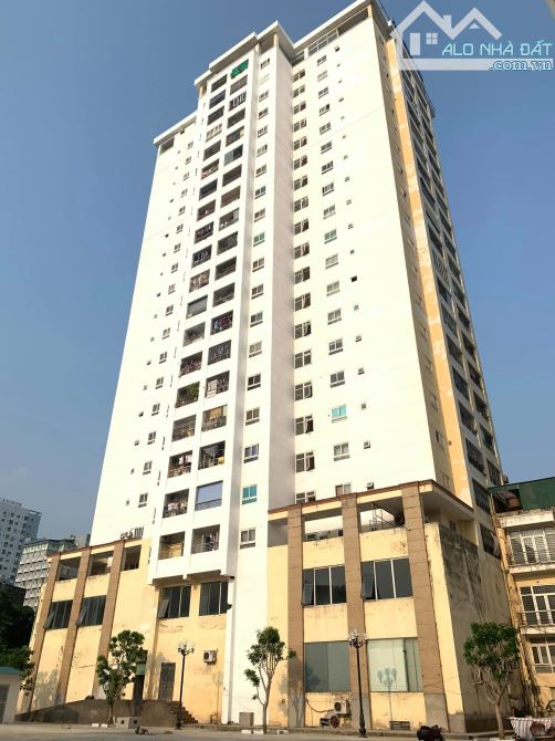 Cho thuê chung cư CCA2 Hưng Dũng 65m2, mới tinh;Giá 4,6 triệu/tháng;LH Phú Trần