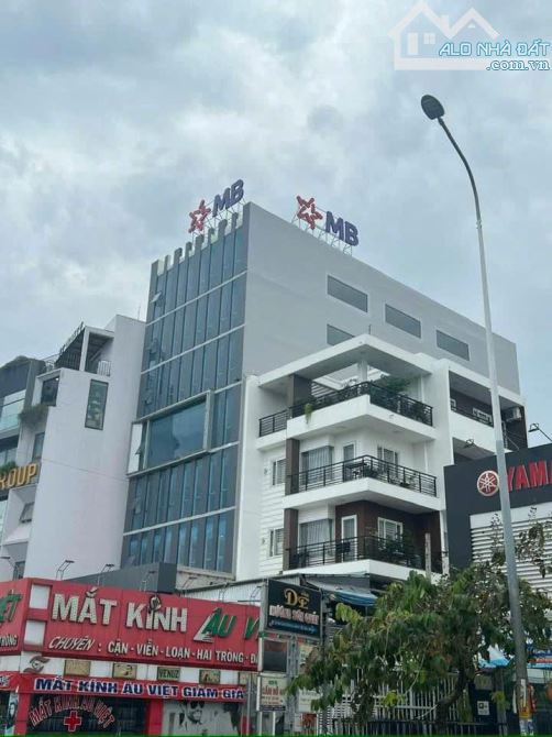 Cho Thuê Văn Phòng Tại Trần Não 310 m2 Chỉ 15 $/m2