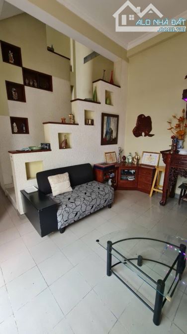 NHÀ HẺM XE HƠI ĐỖ CỬA NGUYỄN THỊ HUỲNH PHÚ NHUẬN 53M2, NGANG 6M, 4 TẦNG, 4PN, NHỈNH 8 TỶ