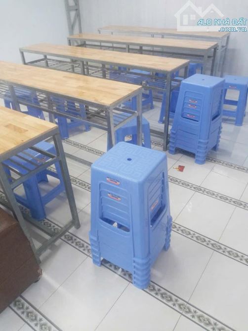 Cho thuê nhà 50 m2 có bàn ghế dạy học 5 triệu - 2