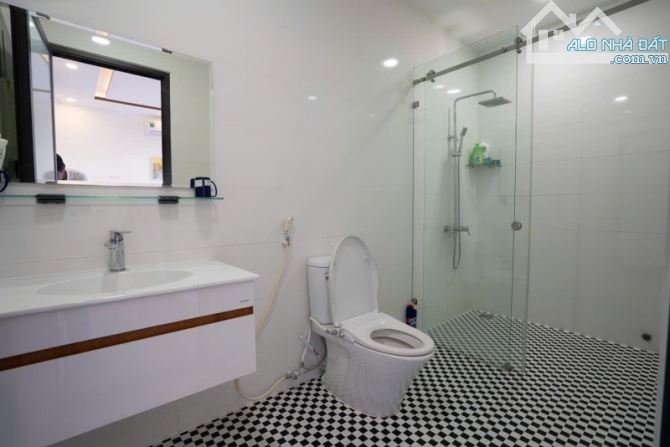 Bán gấp nhà MT Phan Thúc Duyên, Mỹ An, sát ngay Nguyễn Văn Thoại, , 100m2, 2 tầng, - 2
