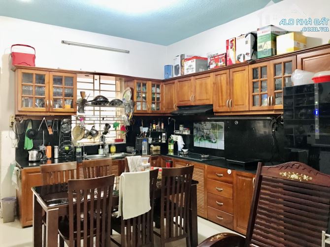 Nhà mặt tiền P. Bình Trưng Tây Quận 2, 123m2 4 tầng giá chỉ 14 tỷ. - 2