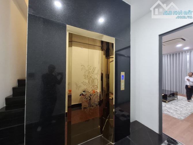 NHÀ MT ĐÔNG HÒA, 5 TẦNG, NGANG 4.5M, THANG MÁY XỊN XÒ, NGAY BIGC DĨ AN, CHỈ 9.8 TỶ. - 2