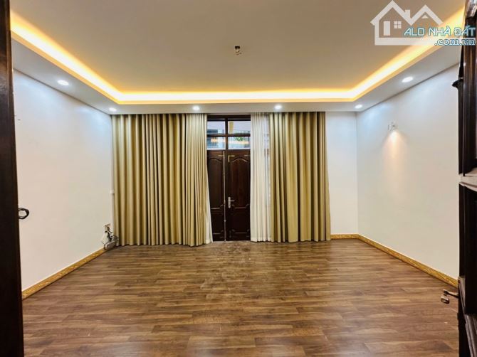 Bán nhà Quang Trung - Hà Đông 70m2, 4 tầng, 11.x tỷ. - 2