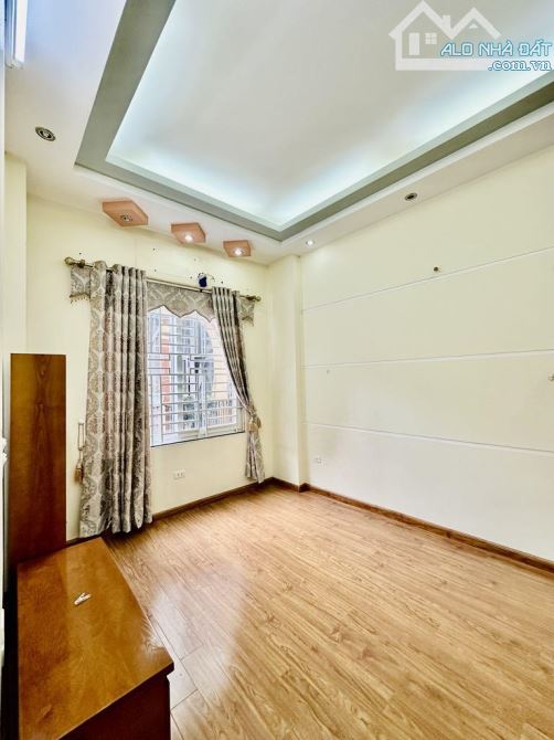 BÁN NHÀ 5 TẦNG, 43M² – MẶT TIỀN 7,9M, GIÁ 6.9 TỶ – KIỆT TÁC KIẾN TRÚC - 2