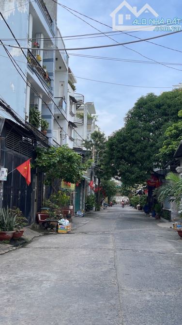 KO CÓ CĂN THỨ 2 CÙNG CÙNG TẦM GIÁ-BÁN NHÀ 4,1×22-3TẦNG-HẺM 8M ĐƯỜNG SỐ 5 BHH BÌNH TÂN 5.5 - 3