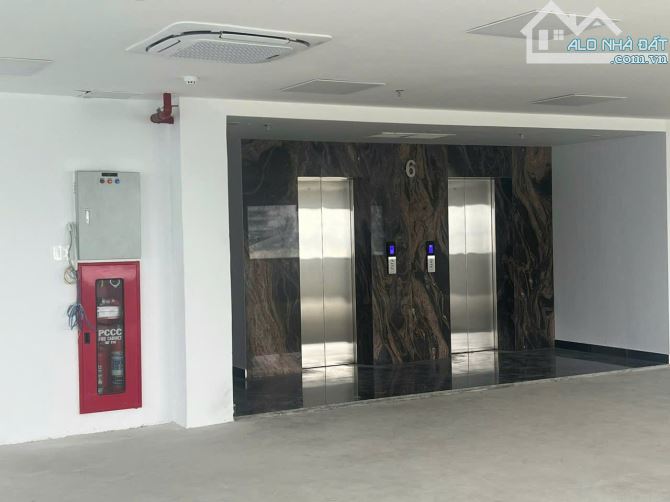 Cho Thuê Văn Phòng Tại Trần Não 310 m2 Chỉ 15 $/m2 - 5