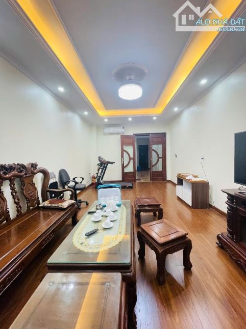 Bán nhà Phú diễn 70m2 , 7 tầng thang máy otoo đỗ cửa, full nội thất - 6