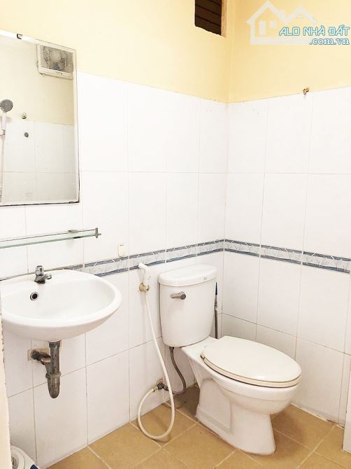 Chung cư A2 Vũ Huy Tấn, Bình Thạnh: 80m2, 3p ngủ, 2wc, 9,5tr,NTCB - 1