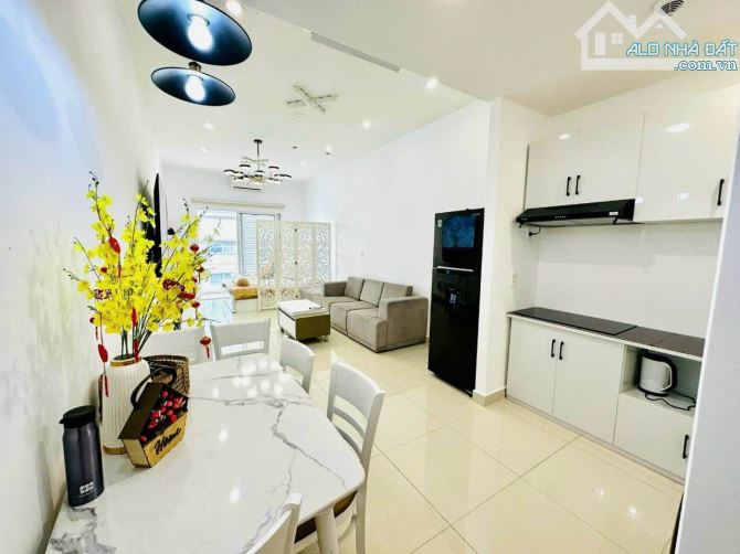 Bán căn hộ mới đẹp diện tích 56m2 view hồ bơi giá 3,5 tỷ sổ hồng - 1