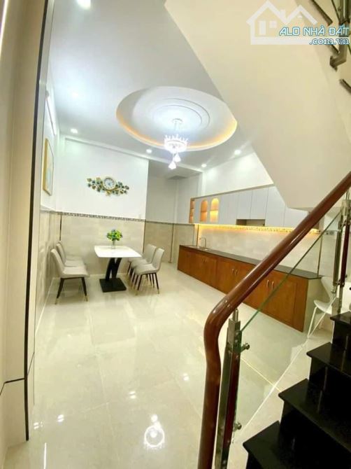 HẺM XE HƠI, PHẠM VĂN CHIÊU, P.9, 57M2, NHỈNH 4 .5 TỶ - 1