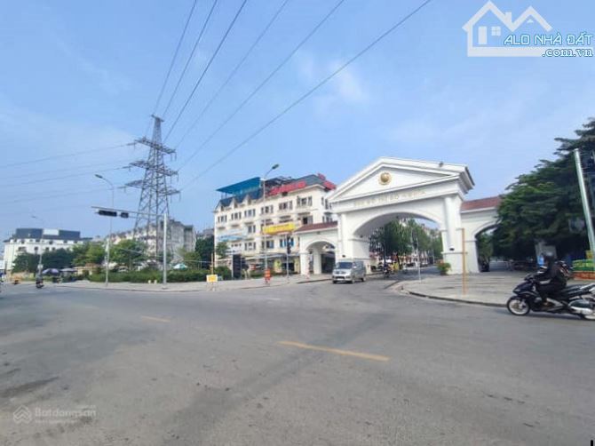 ĐẤT YÊN NGHĨA ĐƯỜNG ÔTÔ TRÁNH CẠNH ĐÔ NGHĨA 58M 5.96TỶ - 2