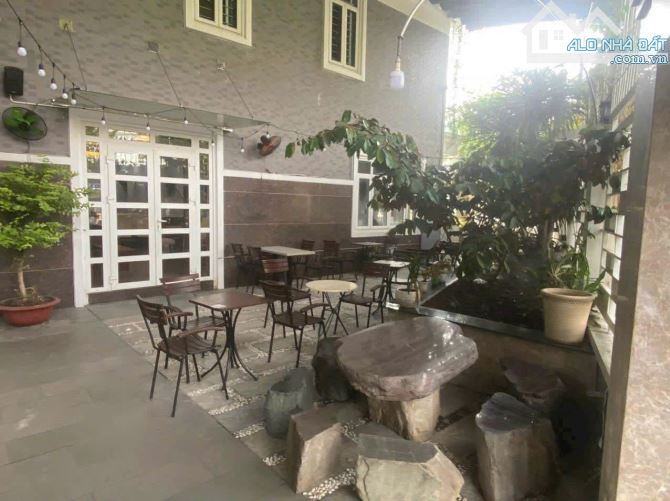 Cho thuê biệt thự 360m đất tại khu Tân Phú - 2
