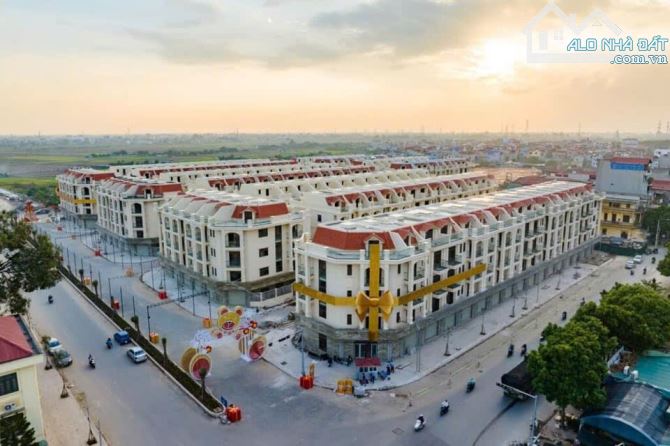 TRỰC TIẾP CDT  MỞ BÁN QUỸ CĂN LIỀN KỀ SHOPHOUSE HIM LAM THƯỜNG TÍN. - 2