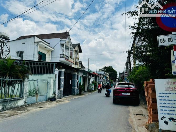 Bán đất phường Tân Tiến hẻm Highlands Coffee đường Phan Trung sổ hồng 425m2 giá 20 tỷ - 3