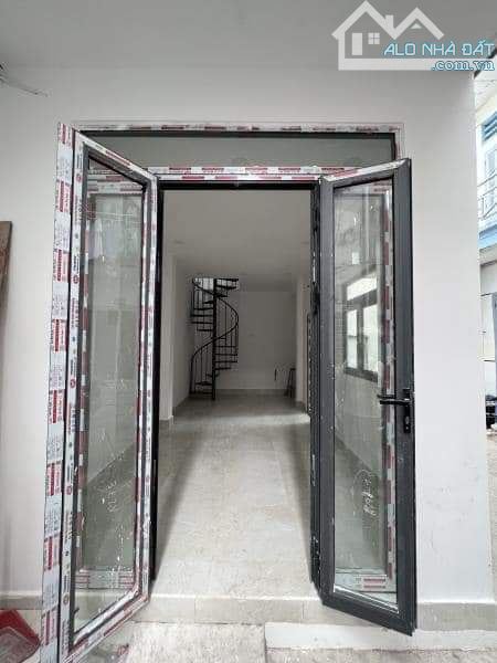 NHÀ DÀNH CHO GIA ĐỈNH NHỎ. HẠNH PHÚC TO. 18M2, QUANG TRUNG, P11, GV, GIÁ 2 TỶ - 4