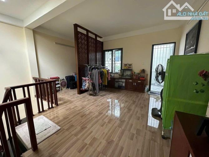 Siêu Ngon ! Mới Đẹp Hoàng Cầu , Vài bước ra Phố - 4x *5t chớm 8 - 6