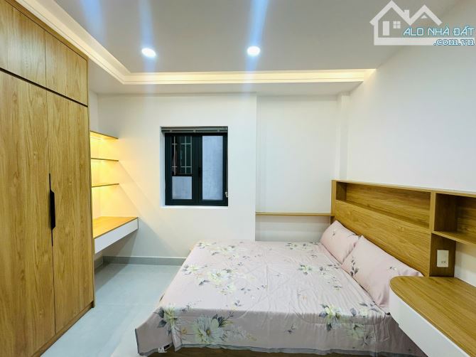 🏠Nhà Hẻm Nhựa 6m có lề đường - Nhà Sát Quận 1 - Nhà 4 Lầu - Giá Nhỉnh 7 Tỷ - 6