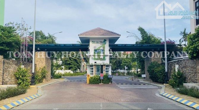 Bán biệt thự Phúc Lộc Viên - 152m2 - Giá bán 10,6 tỷ - Toàn Huy Hoàng