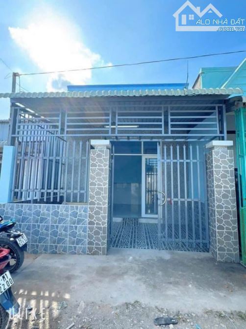 130m2 dất thị trấn củ chi, nhà cấp 4, đất chưa thổ, sổ riêng. cần nhượng lại ngay