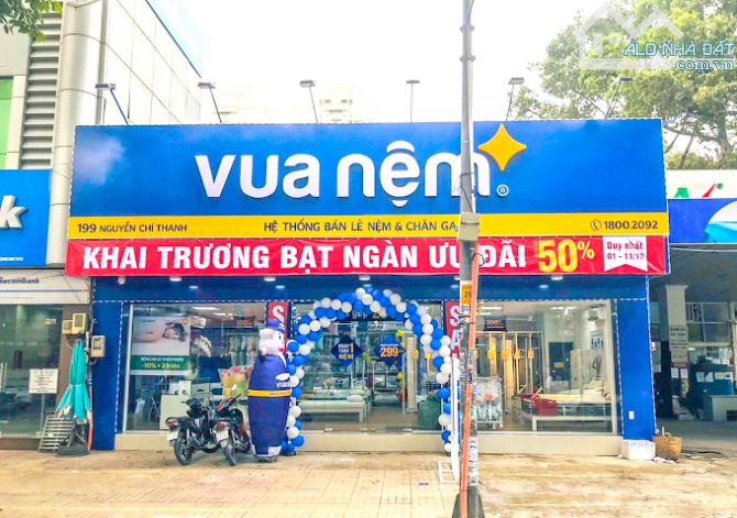 Cho Thuê Mặt Bằng 12x10m đường Nguyễn Chí Thanh quận 5