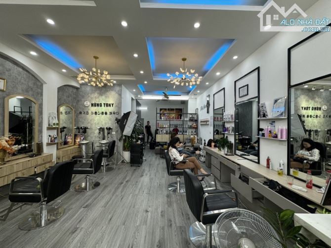 +Phố Vạn Hanh-Đức Giang-Long Biên-DT 81M2-2T- 5.75 giá chào  19.5 Tỷ(đàm phán).