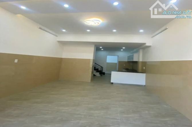 Bán nhà hẻm xe hơi Nguyễn Quý Yêm, Bình Tân, 4m x 11m, 23.5 m² - Giá 3.68 tỷ TL