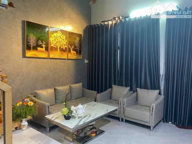 🏡🏡🏡 Cho thuê nhà 2 tầng khu Nam Việt Á  - Nhà mới có sân vườn - Nhà 2 tầng 2pn 2wc - Fu