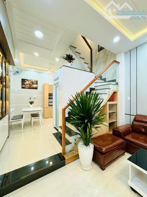 Nhà đẹp Gò Vấp Nguyễn Duy Cung 50m2 1Trệt 2Lầu SHR HXH sẵn hđ thuê 12tr/tháng LH Ngay - 11