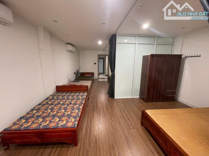 Cho thuê tầng 4+ tầng 5, có thang máy,130m2/ tầng nhà ngõ 9 Lương Định Của.Ô tô vào được - 1