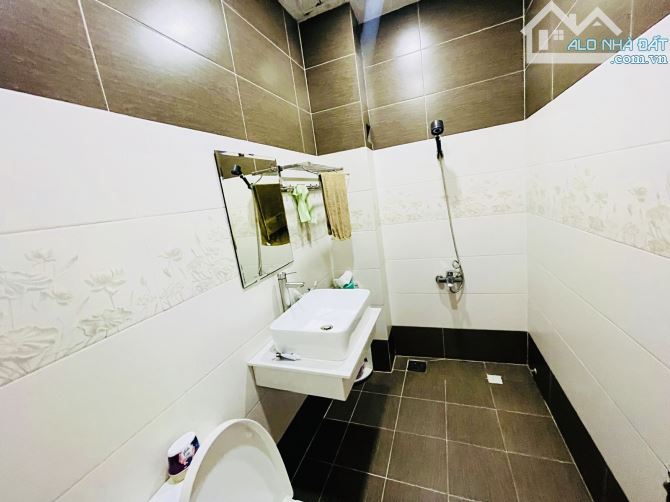 🏡 Nhà Đẹp QL.1 sát Hương Lộ 2 - 68m2 , Đường 8m - Giá Chỉ Nhỉnh 4 Tỷ🚀 - 1