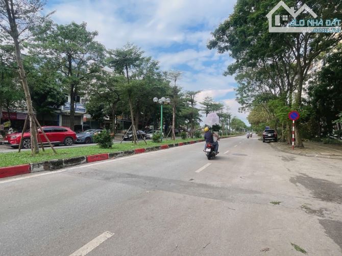 +Phố Vạn Hanh-Đức Giang-Long Biên-DT 81M2-2T- 5.75 giá chào  19.5 Tỷ(đàm phán). - 2