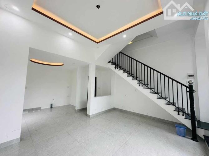 🔥Bán nhà 3 tầng tại đường Nguyễn Gia Thiều, Phú Hậu mới mặt tiền 5,5m chỉ 1 tỷ hơn🔥 - 2