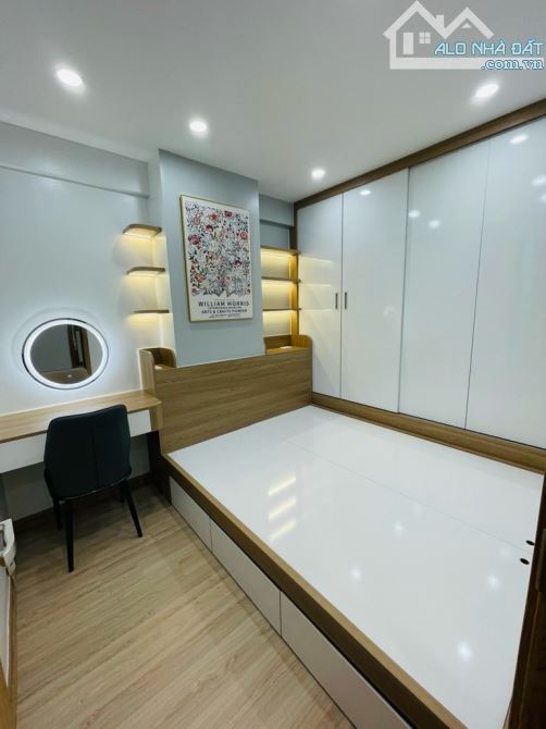 SỐC! BÁN CHUNG CƯ A2 DỀN LỪ 2 - CĂN GÓC ĐẸP MÊ MẨN - VIEW LOUIS CITY - NHỈNH 3,7 TỶ - 4