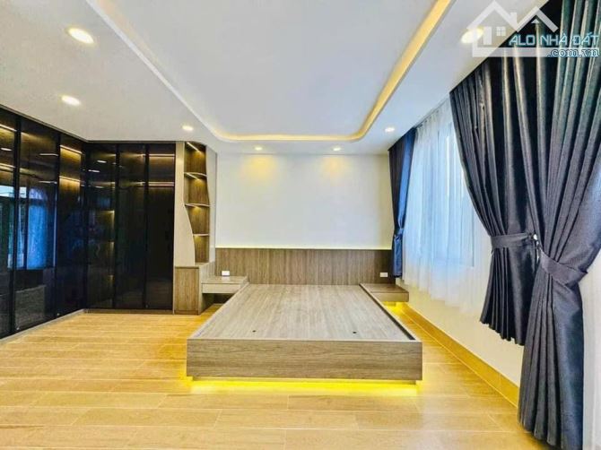 Siêu phẩm 1 trệt 2 lầu ngay Nguyễn Oanh, Gò Vấp. Giá: 2 Tỷ 750 / 54m2. SHR, tiện di chuyển - 3