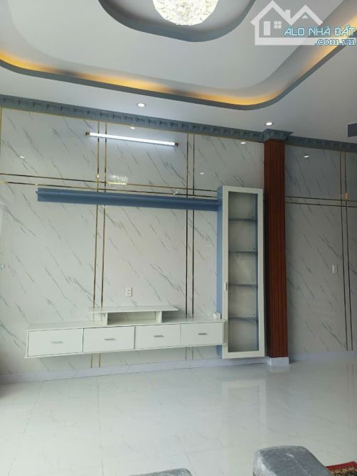 NHÀ 160M2 TẶNG FULL NỘI THẤT BAO HOÀN CÔNG CÁCH CHỢ BÌNH CHÁNH 5KM - 3