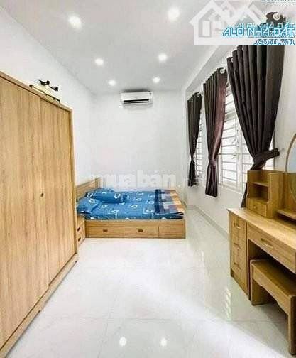 Nhà cần bán gấp Lò Siêu Quận 11 DT 55m2 Giá 2ty890 SHR hẻm ô tô - 4