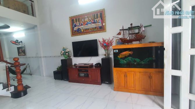 Bán nhà 1 trệt 1 lửng KP4 Trảng Dài Biên Hoà 180m2 giá chỉ 2,2 tỷ thương lượng - 4