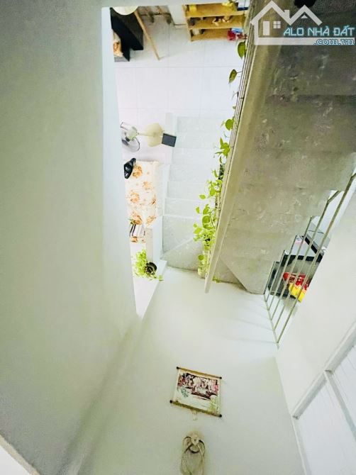 🏡 Nhà Đẹp QL.1 sát Hương Lộ 2 - 68m2 , Đường 8m - Giá Chỉ Nhỉnh 4 Tỷ🚀 - 5