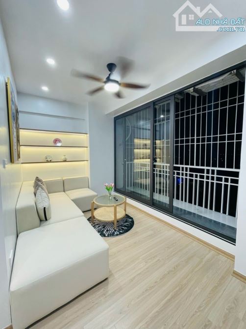 SỐC! BÁN CHUNG CƯ A2 DỀN LỪ 2 - CĂN GÓC ĐẸP MÊ MẨN - VIEW LOUIS CITY - NHỈNH 3,7 TỶ - 7