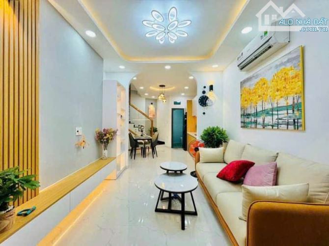 Bán Nhà ! Đường Trường Chinh, Tân Sơn Nhì, Tân Phú. DT:51,1m2. Giá 2tỷ350, Hẻm oto - 7