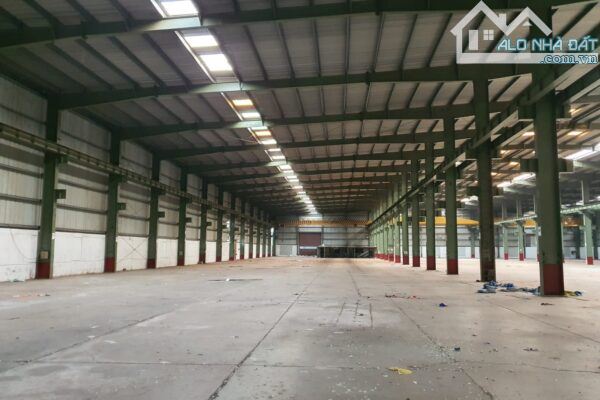 BÁN KHO XƯỞNG 22.000M2 TRONG KCN ĐỨC HOÀ, LONG AN