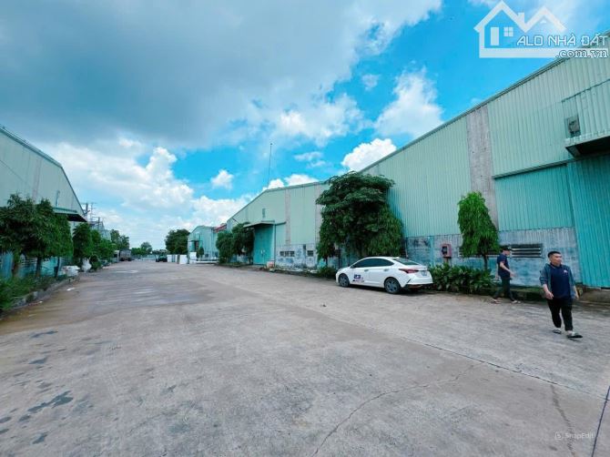 Cho thuê xưởng cụm KCN Tam Phước, Biên Hòa, Đồng Nai, 2350m2, giá thuê 120tr.