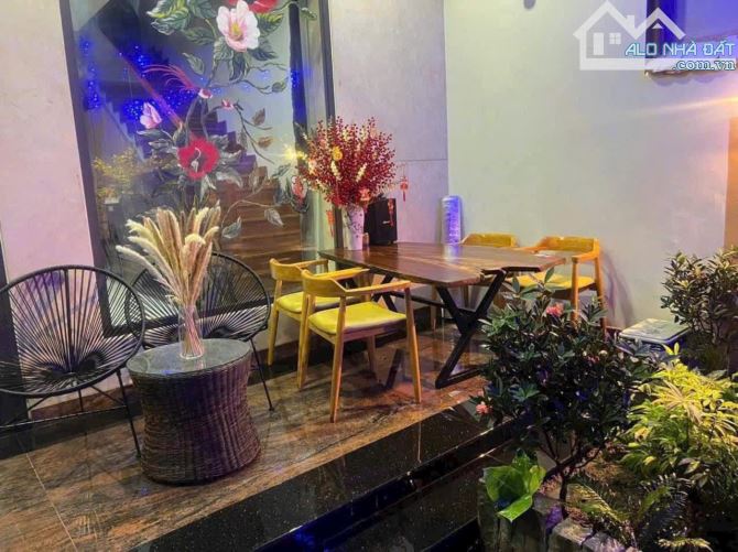 CHO THUÊ CĂN NHÀ 3 TẦNG 450M2 TẠI ĐƯỜNG LÊ HỮU TRẮC, SƠN TRÀ, ĐÀ NẴNG  - Nhà trang bị đầy